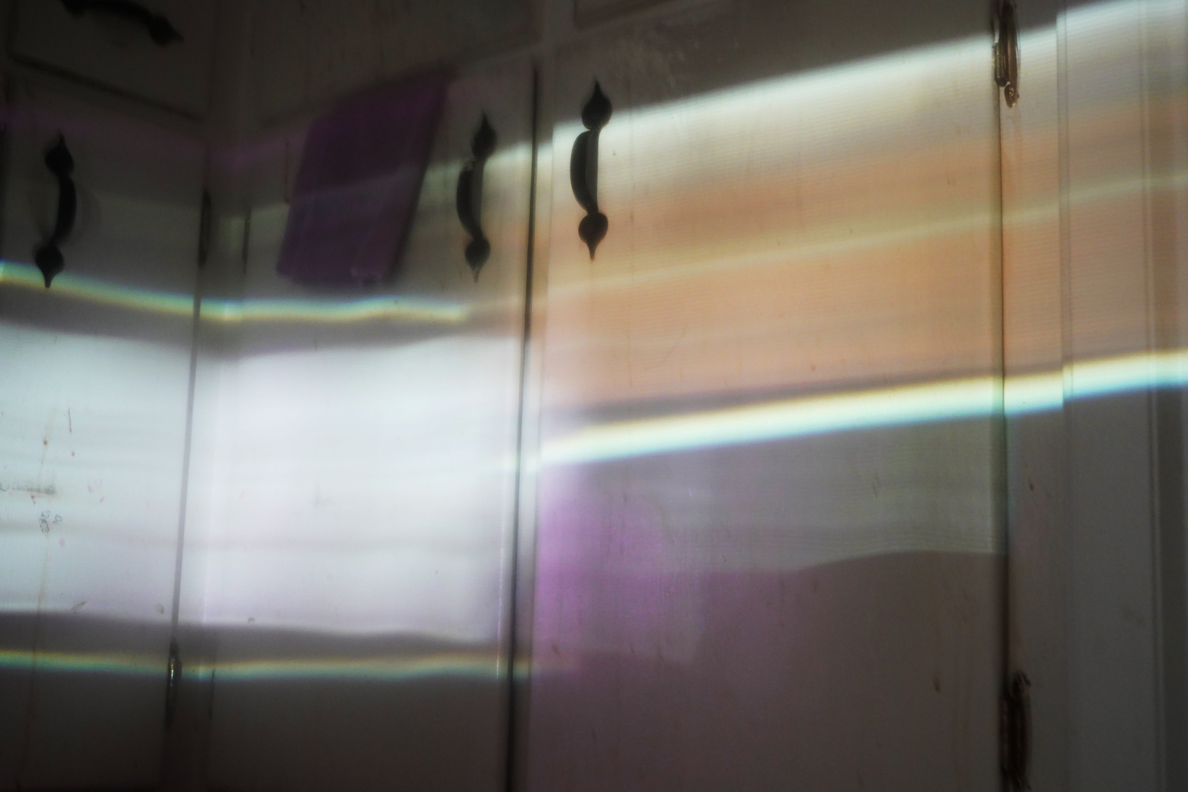 Witnessing Light Travel