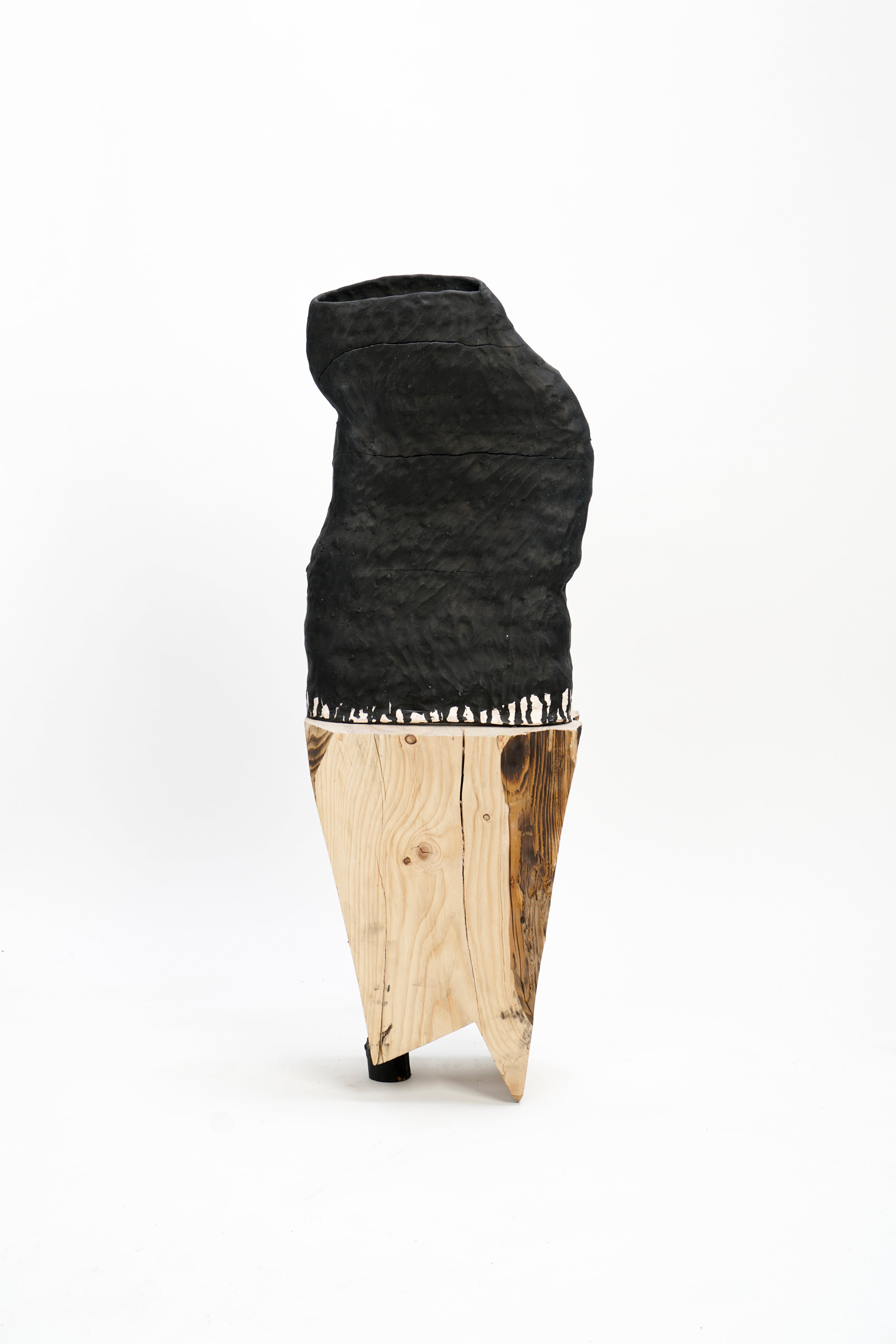 Ceramic piece by Nikako Kanamoto