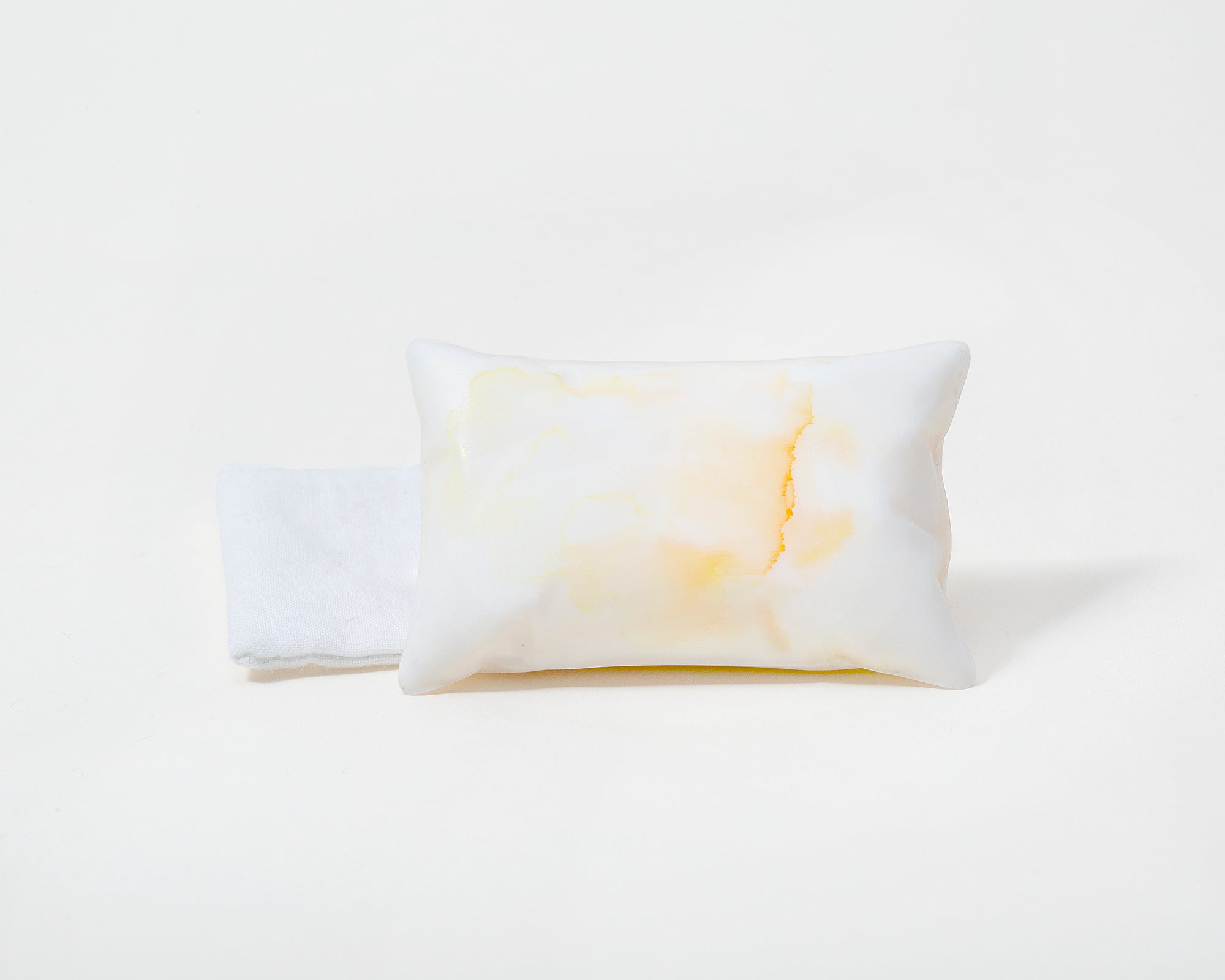 베개 [begae] (Pillow) full image 
