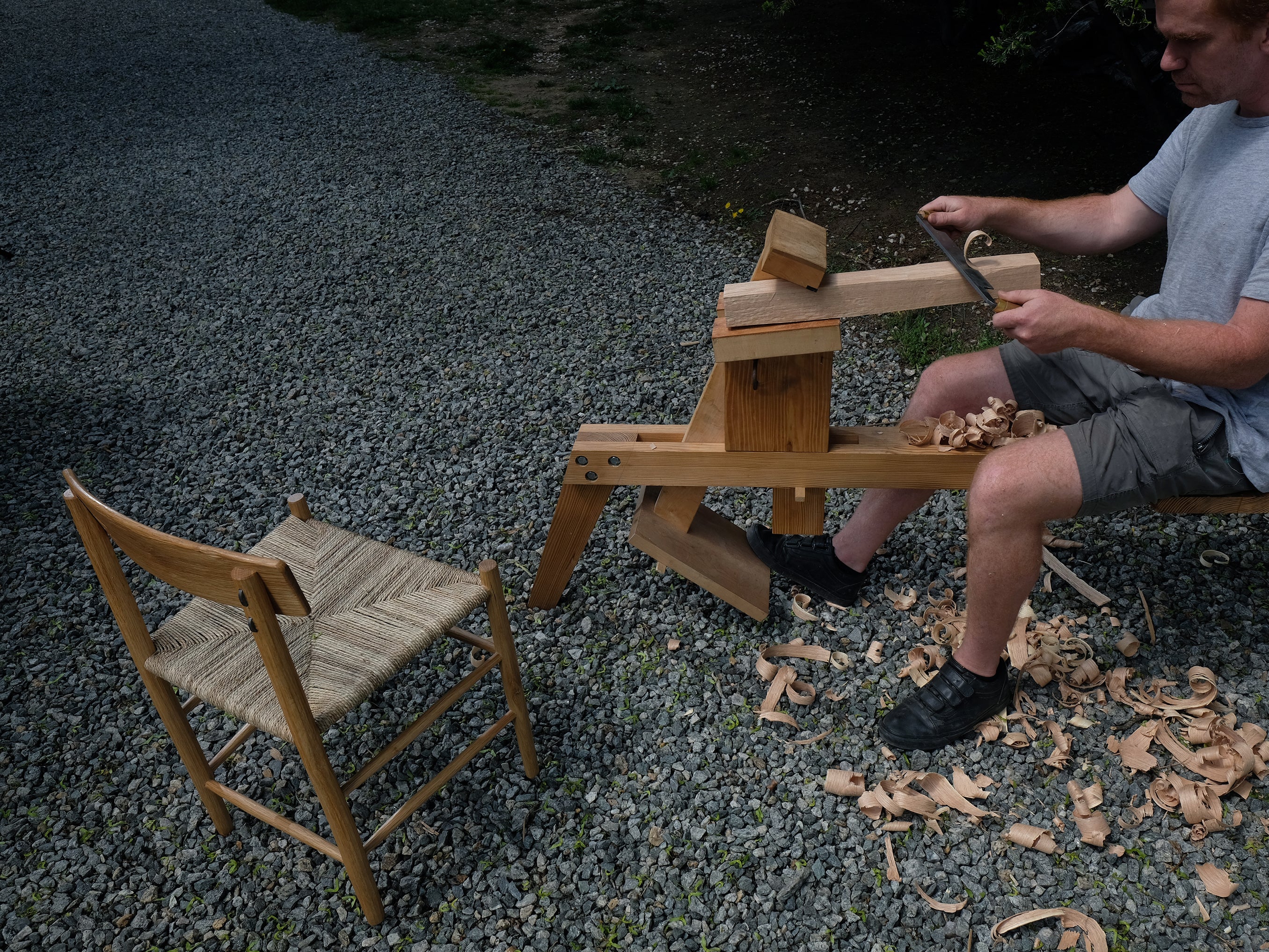 Kentucky Danish photographed next to me working on the shavehorse making more parts for another chair.
