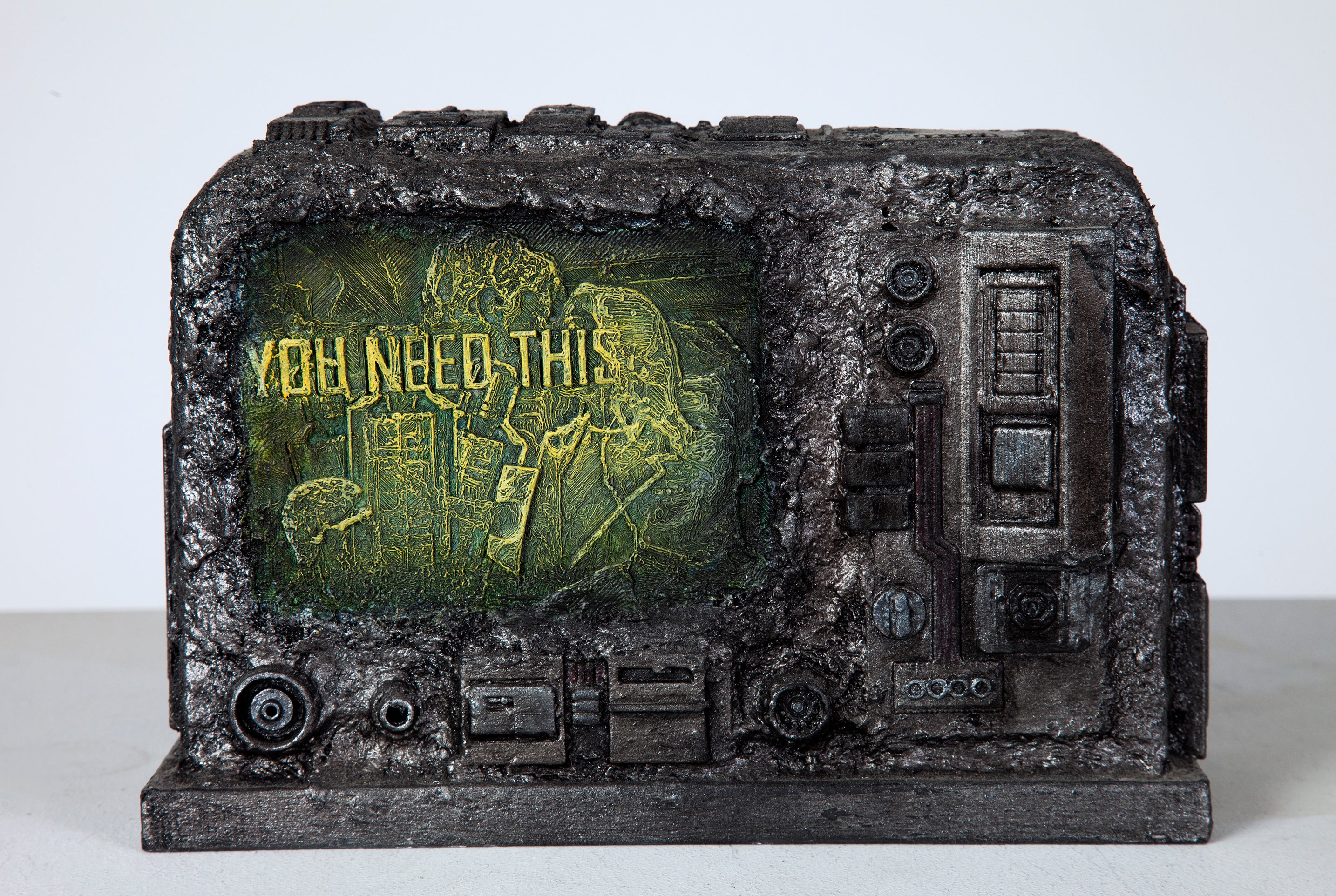 Radio like device with a green screen
