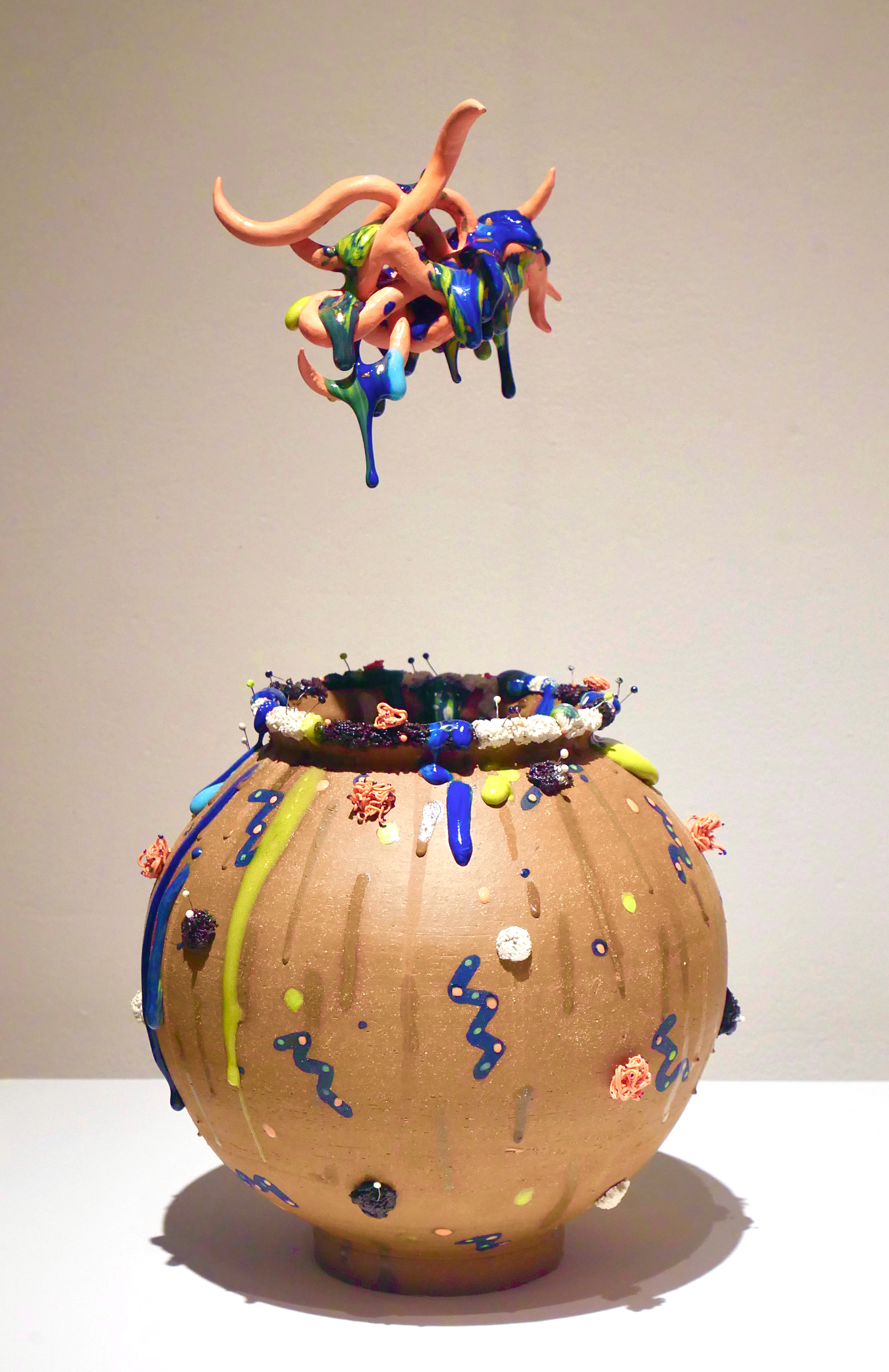 Gloops are falling in a vessel
