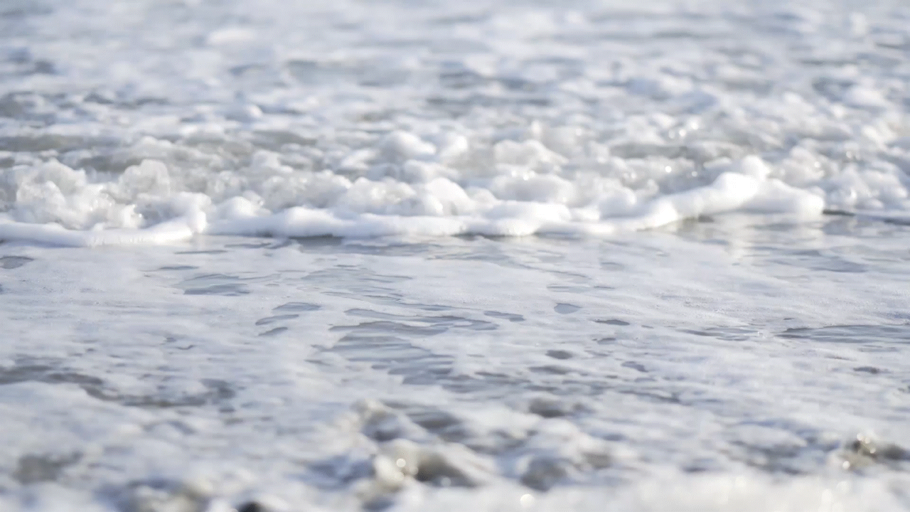 Animation of waves crashing over each other