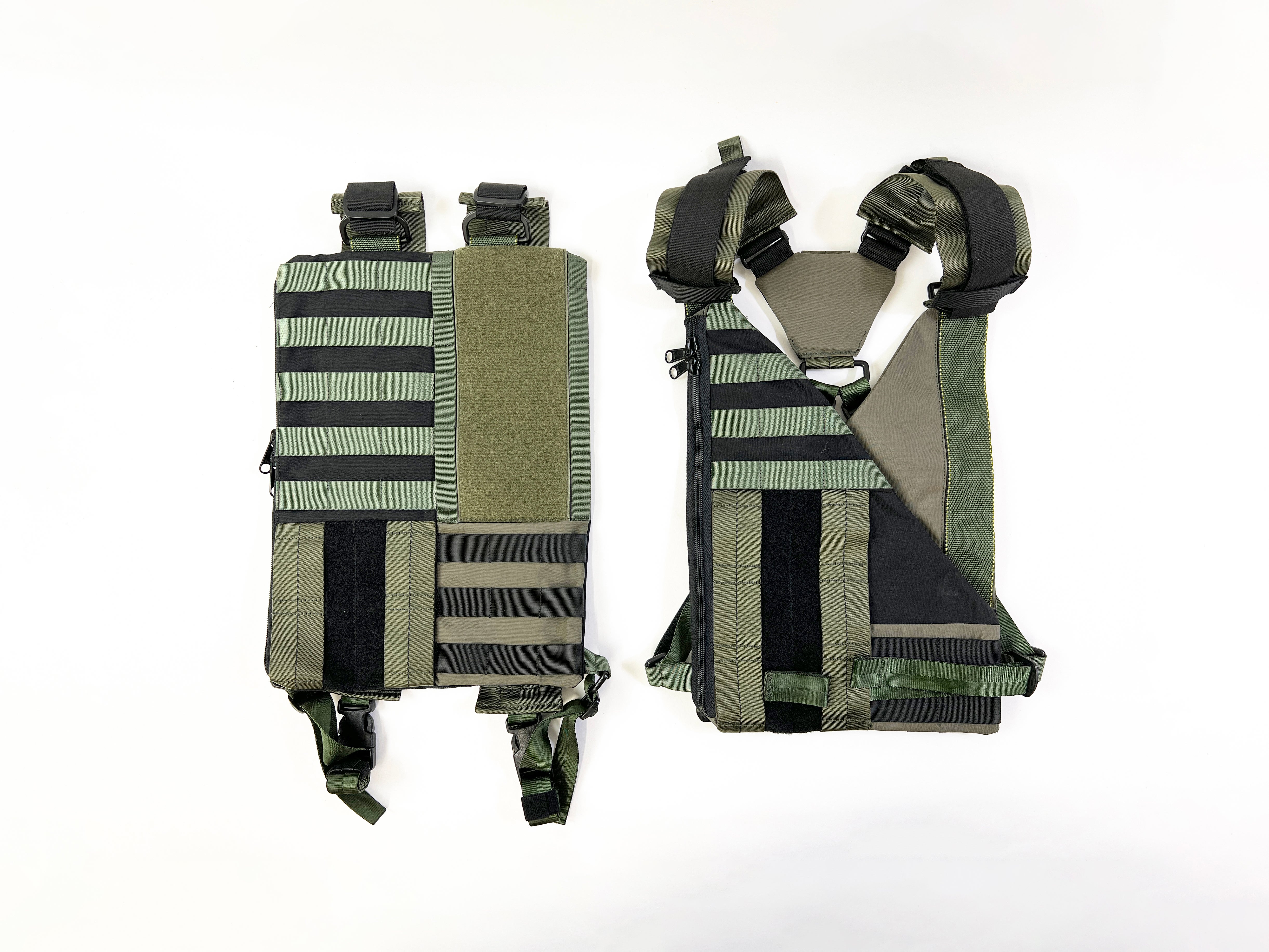 "Hello, my name is Alice." "Hello, my name is Molle." "Hello, my name is Velcro." Many military system names sound like children's names. Combining them together feel like creating a playground for children to get to know each other. The conversation could start with introductions, and then they can be friends and play with each other. Although different patterns have different contexts, sometimes combining them can blur the original context. The Patterns Playground is about an experiment of blurring contex