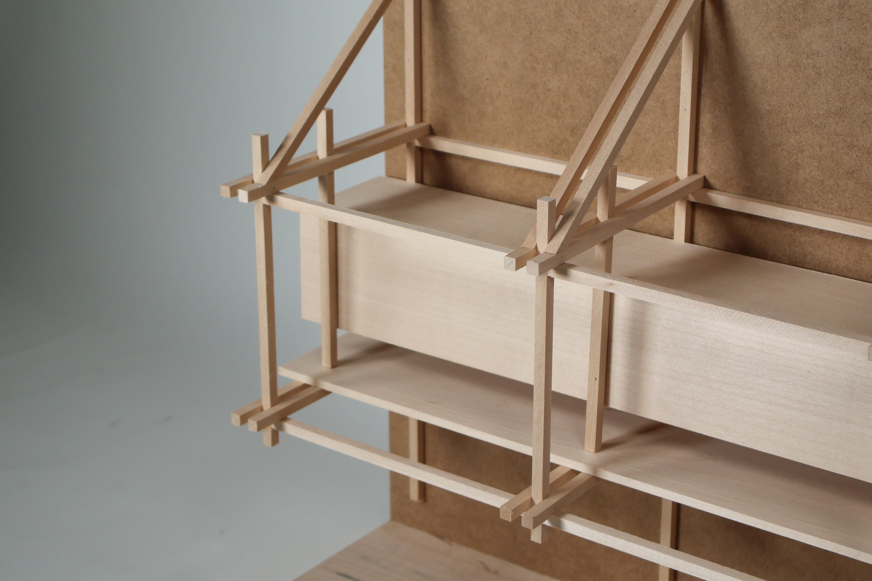 /A%20tectonic%20model%20exploring%20%22parasitic%22%20hanging%20structures%20on%20the%20facades%20of%20existing%20buildings.