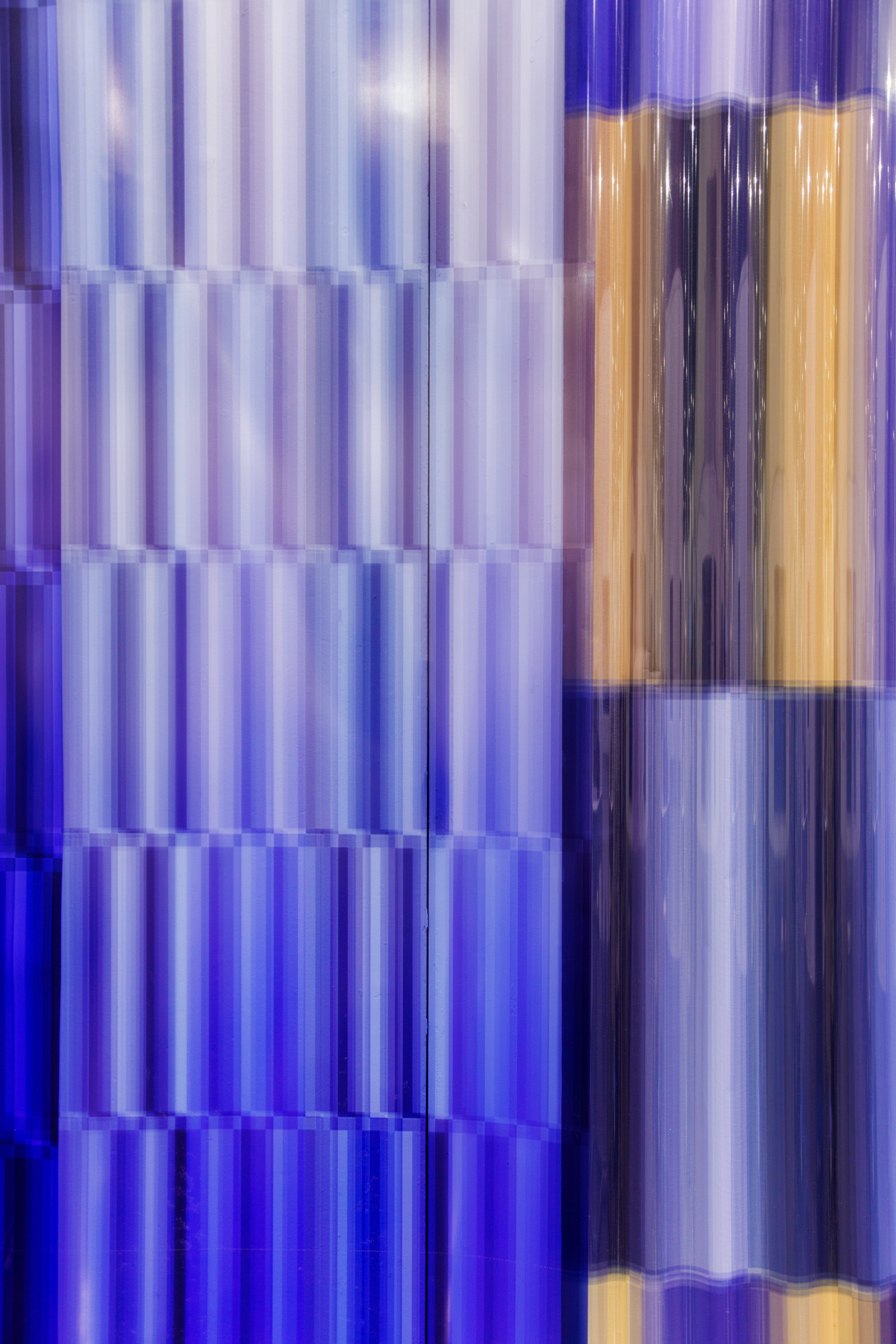 /The%20trippy%20blue%20pattern%20on%20the%20Acetate%20sheet%20and%20the%20building%20material%20application%20polycarbonate%20with%20the%20pattern.%20