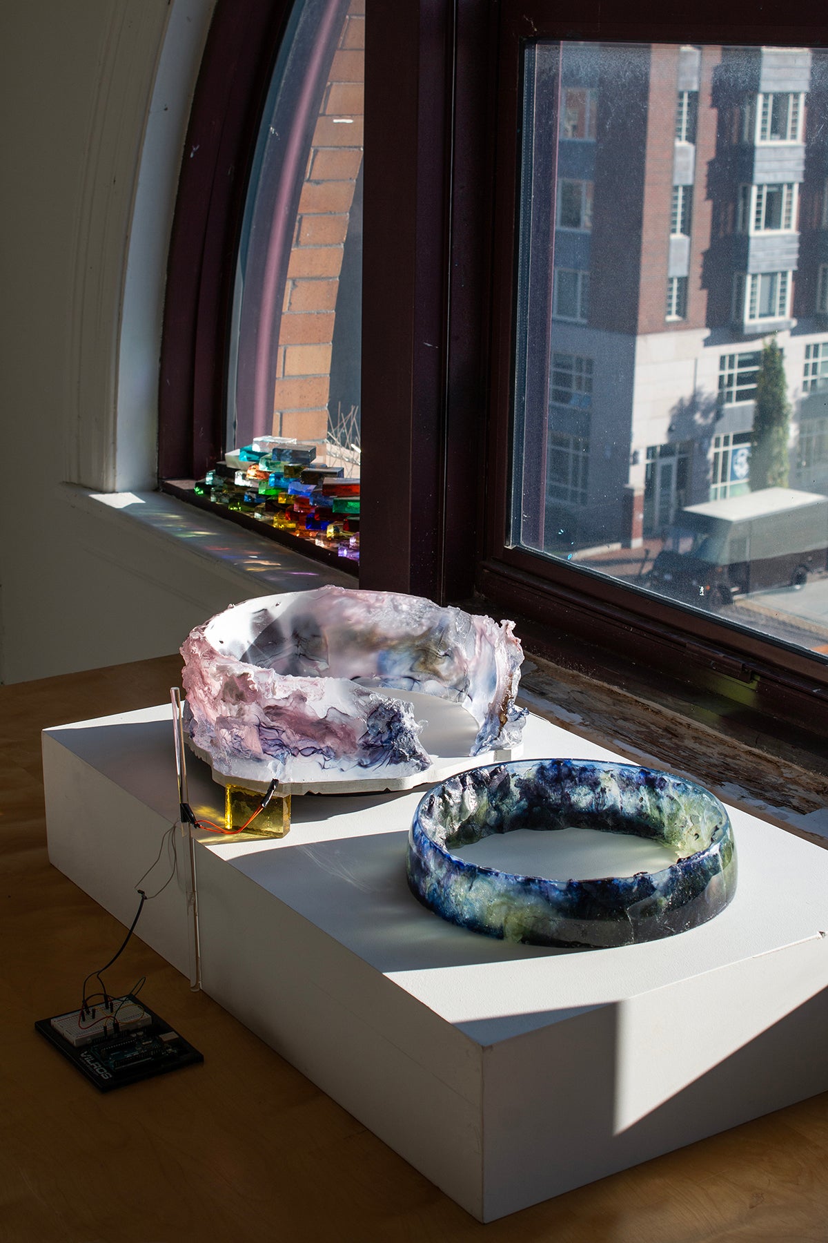/Glass%20forms%20in%20sunlght