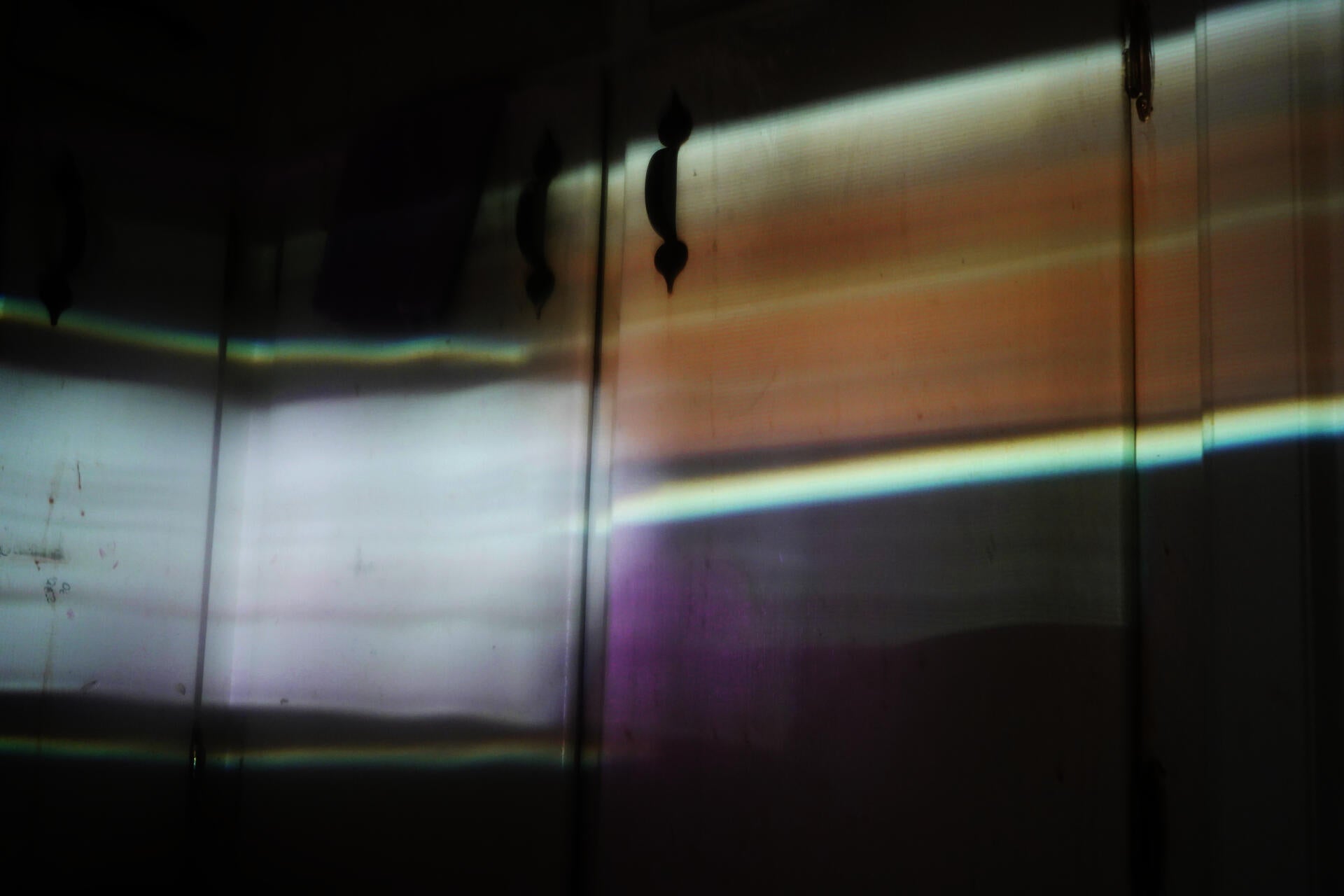 Witnessing Light Travel