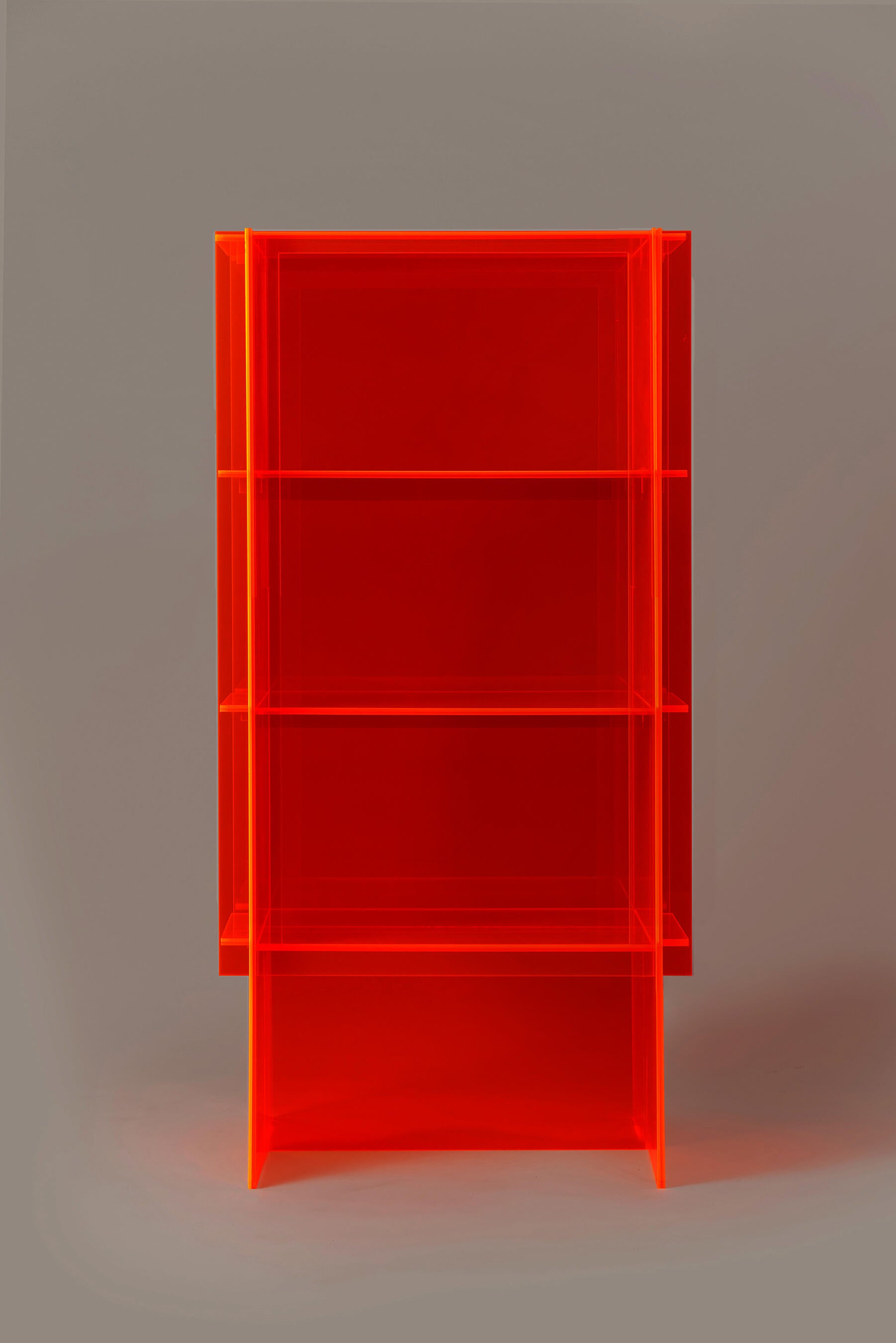 Fluo Cabinet