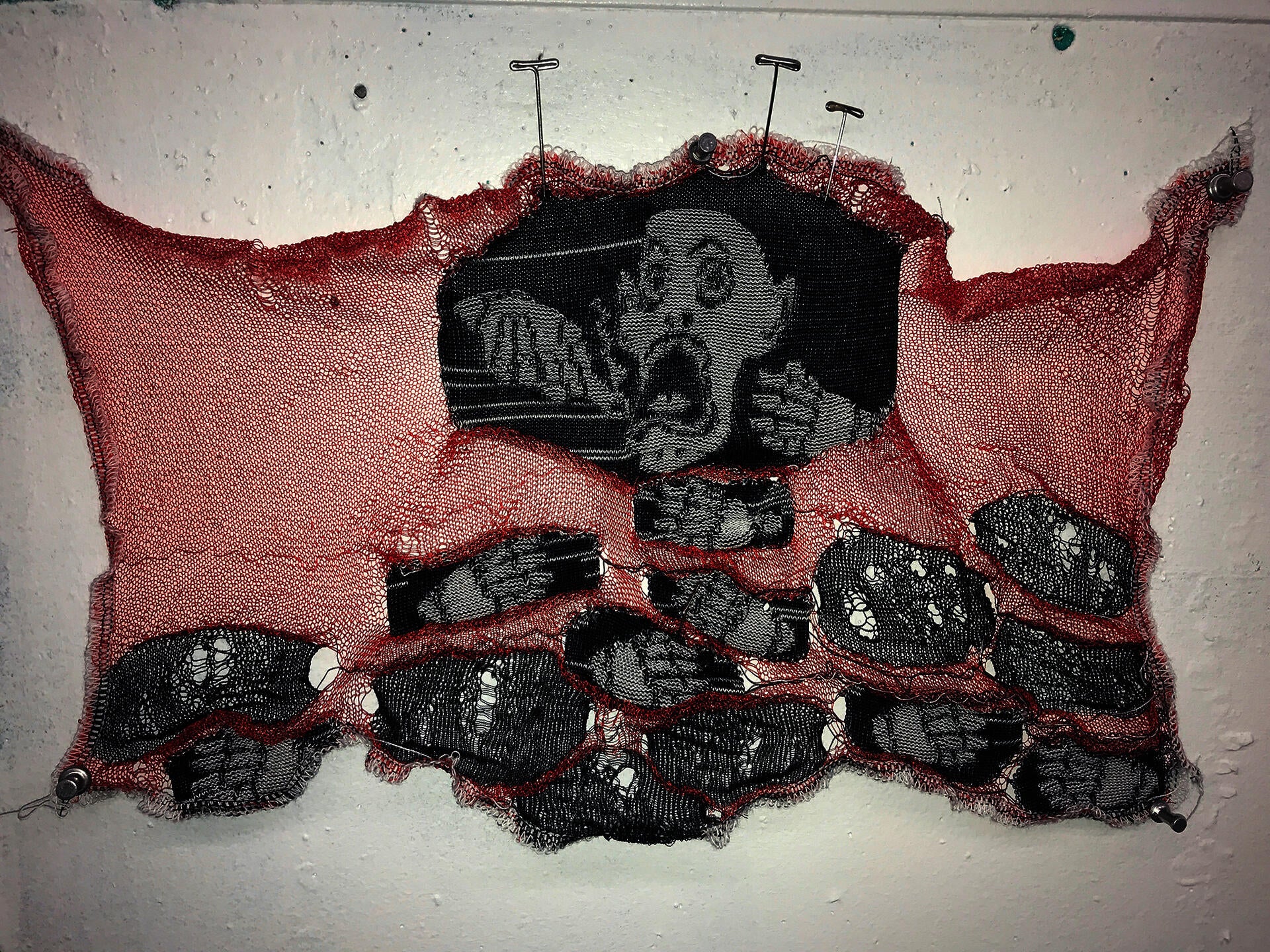 Machine knitting by Hannah Thalmann