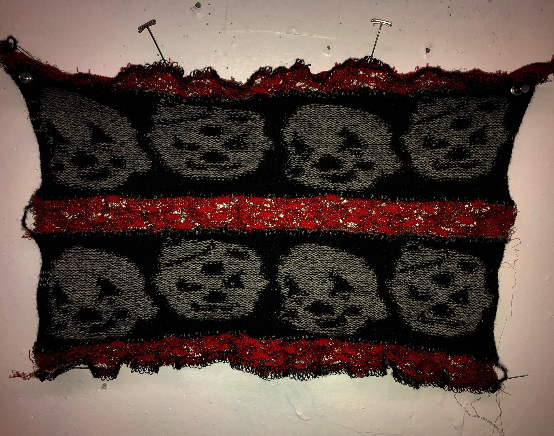 Machine knitting by Hannah Thalmann