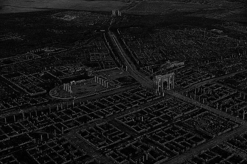 Timgad: An Ancient Roman City With a Very Modern Grid Design  Photo : George Steinmetz