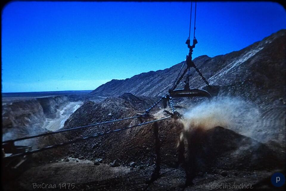 Excavator extracting phosphates from the mine of Bucraa in Western Sahara in 1975