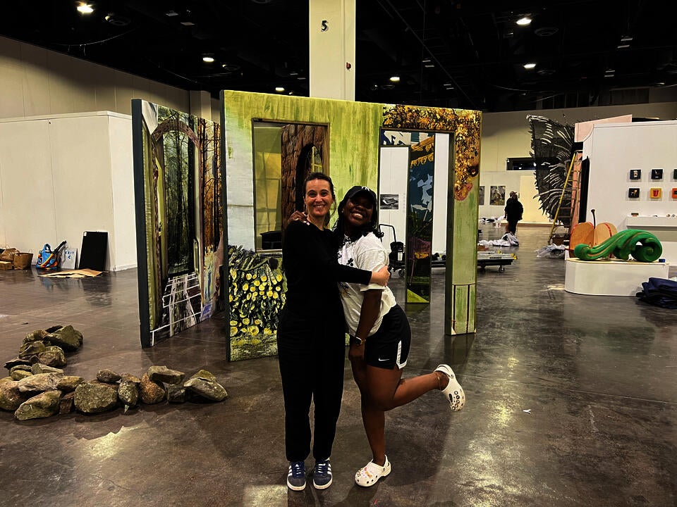 And we are done!!! Mufaro, my sister in law and myself standing in front of the work. Thank you Muffy!